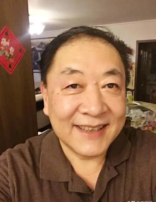 著名演员刘斌:第一任妻子是史兰芽,3次婚姻3个儿女,人生艰巨