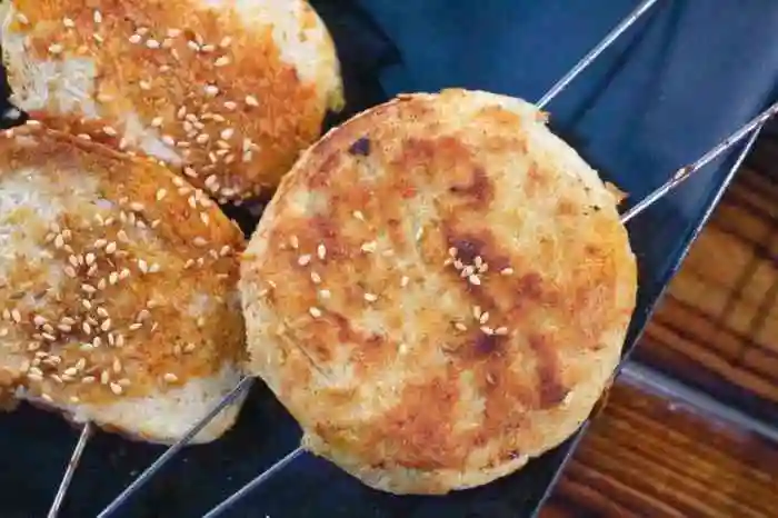 打分 他们家的烧烤我经常会点外卖,儿子很喜欢吃他们家的烤火烧和烤肉