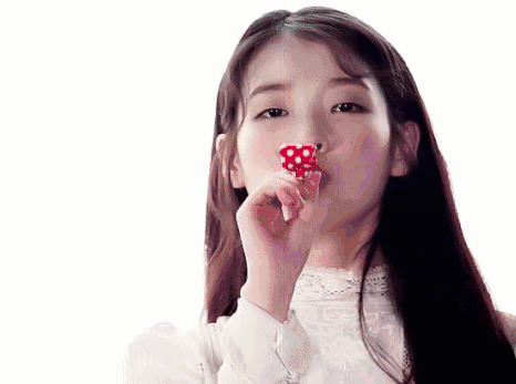 美美的我iu 比心(ω)