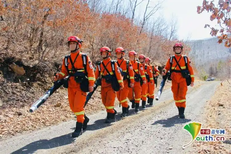 黑龙江省森林消防总队加强重点火险区巡护执勤