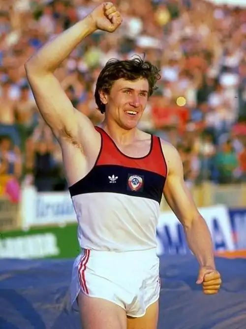 撑杆跳沙皇布勃卡有多强4大成就无人可比闪电博尔特也不如