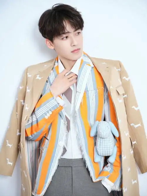 央视五四晚会##何洛洛央视五四晚会