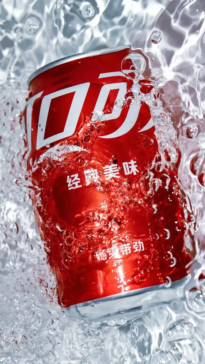 我习惯在包里藏一瓶百事可乐 #静物摄影 #可乐 #调色#创意 - 抖音