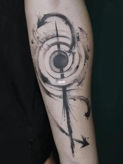 手臂内侧纹身