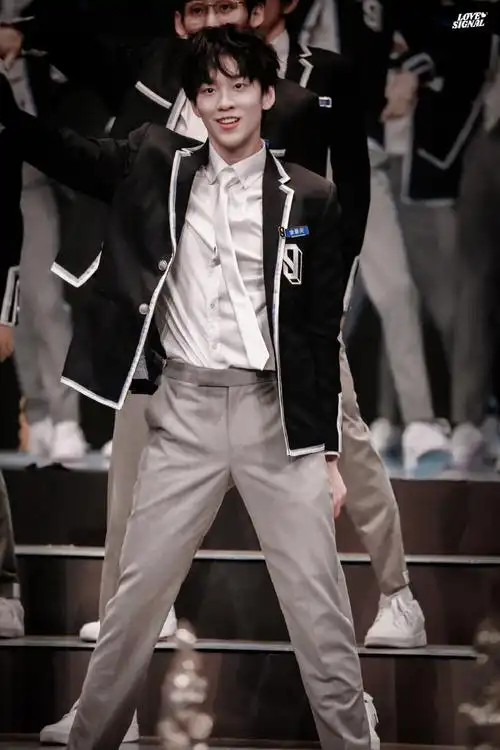 青春有你3余景天