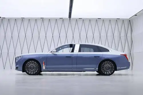 红旗h9白玉兰定制版国人的骄傲全球限量300台