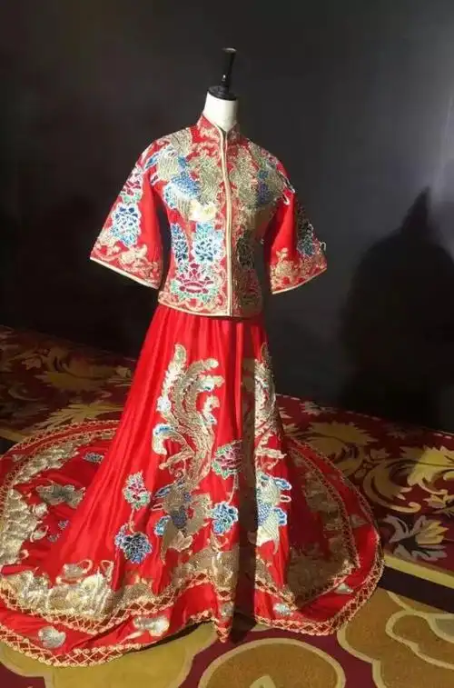 满族服饰文化主题展参展设计师专访张立