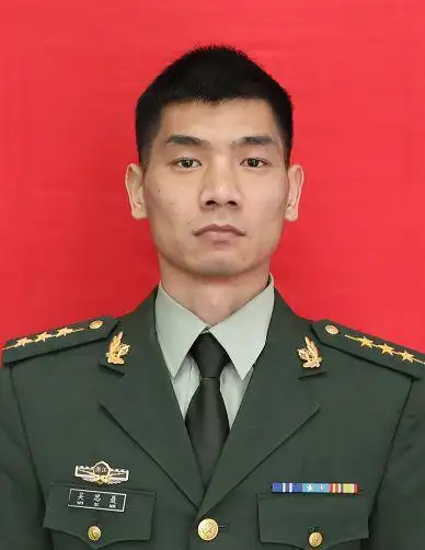 朱斌武警浙江总队上校警官,象珠镇寺口吕村人.