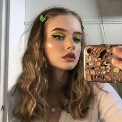 女生头像高冷气质头像欧美 几十块对我来说叫钱吗那是命 - 女生头像