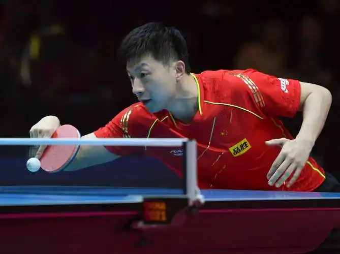 乒乓球——"直通wtt大满贯·世乒赛":马龙胜周雨_比赛