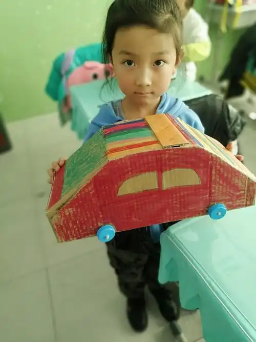 巧手慧心 创意无限——乌尔逊学校一年一班综合实践手工篇