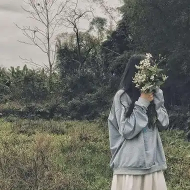 女生头像小清新拿花高清温柔拿花的女生头像清新图片