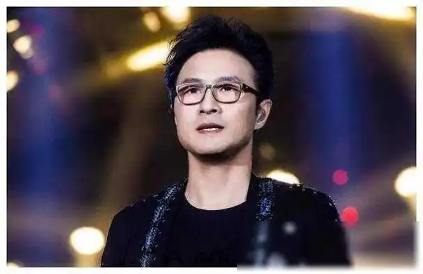 汪峰四婚新郎陈露传承婚恋智慧无所畏惧