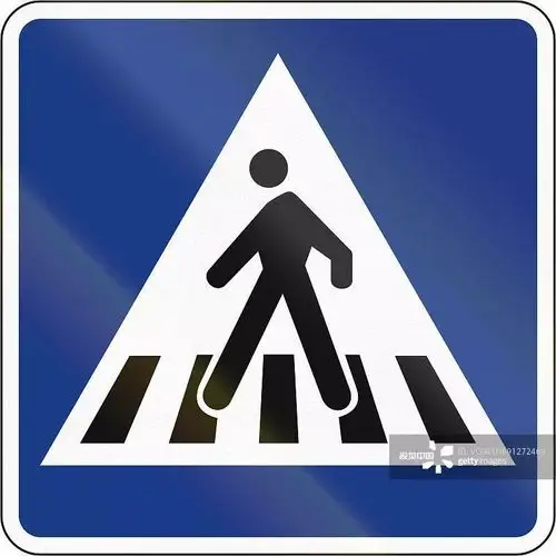 文明大连有我在|大连斑马线上处处文明风景_行人