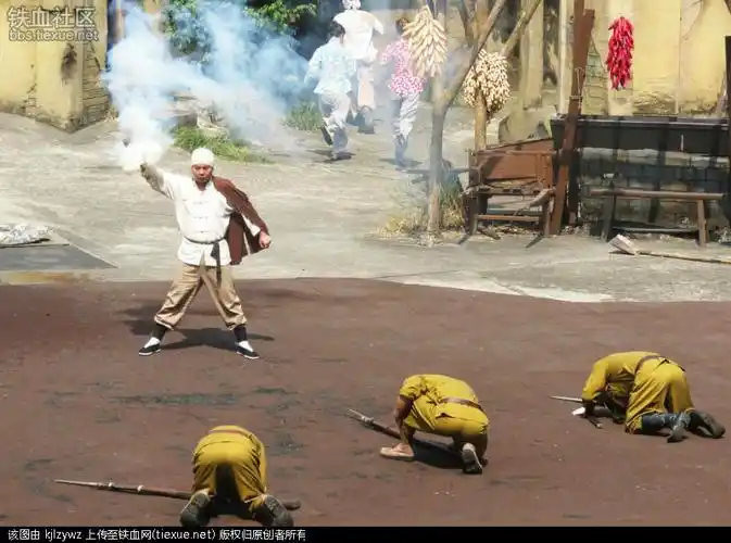 [原创]抗日打鬼子戏坚持天天演,难能可贵,赞! - 网友实拍 - 吃喝玩乐