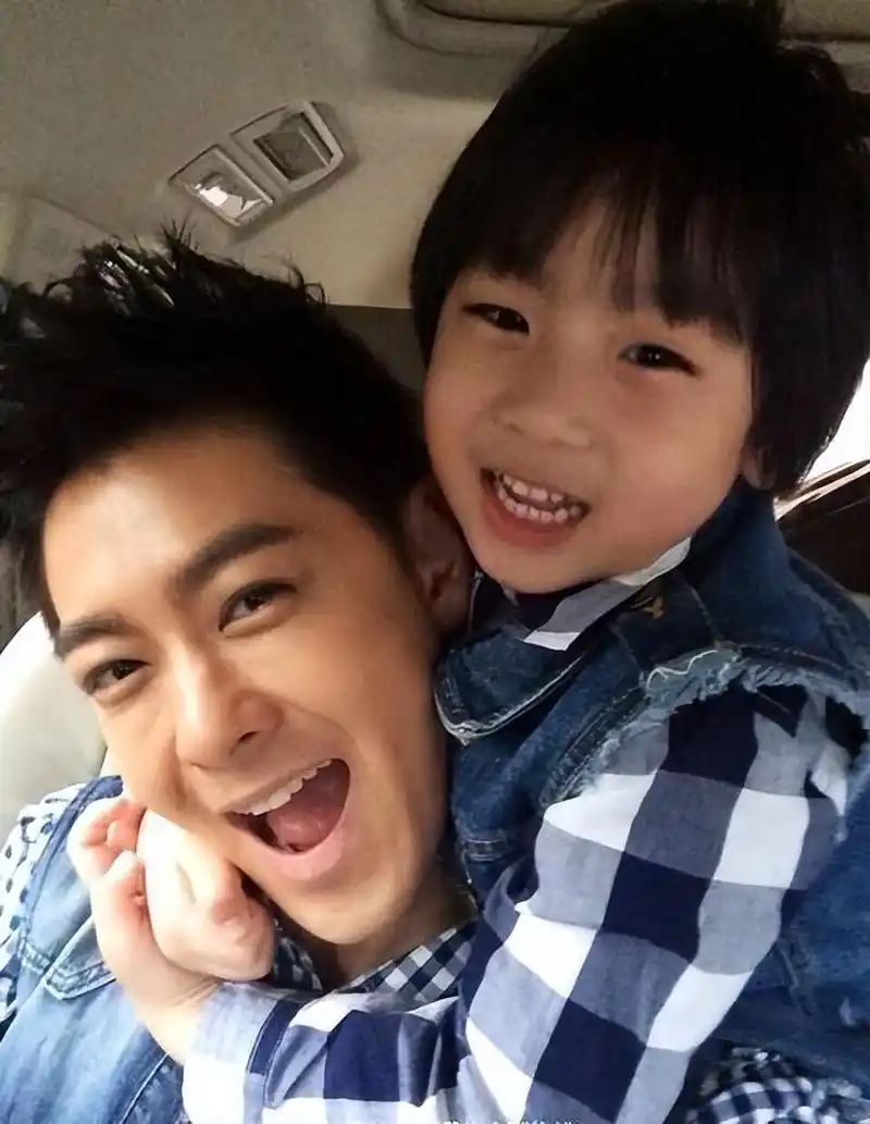林志颖14岁儿子近况曝光,kimi说话没有台湾腔,声音被指像王俊凯