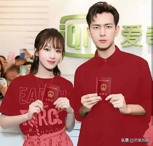 原创亲爱的2韩商言婚礼即将上线李现深夜晒腹肌送福利真上头