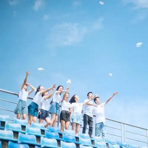 创意团建团体照造型集体照怎么拍好看