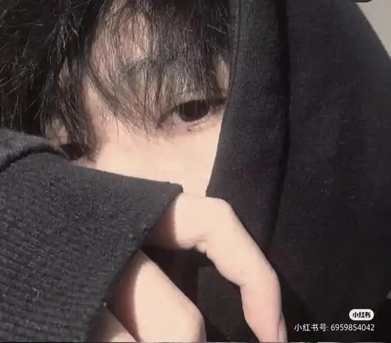 高冷霸气的男头像