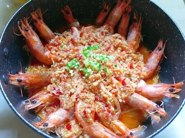 蒜蓉焖虾的做法