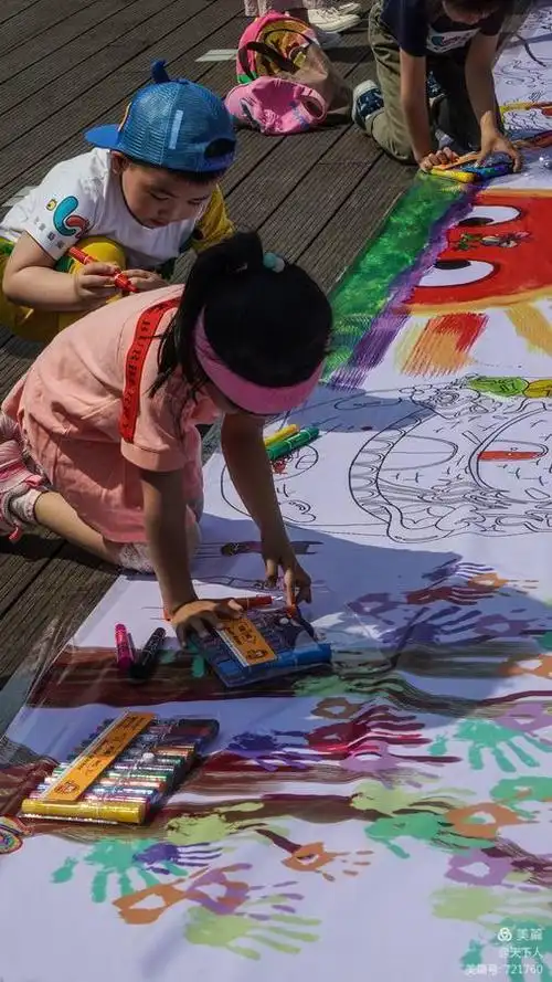 六一节儿童画长卷