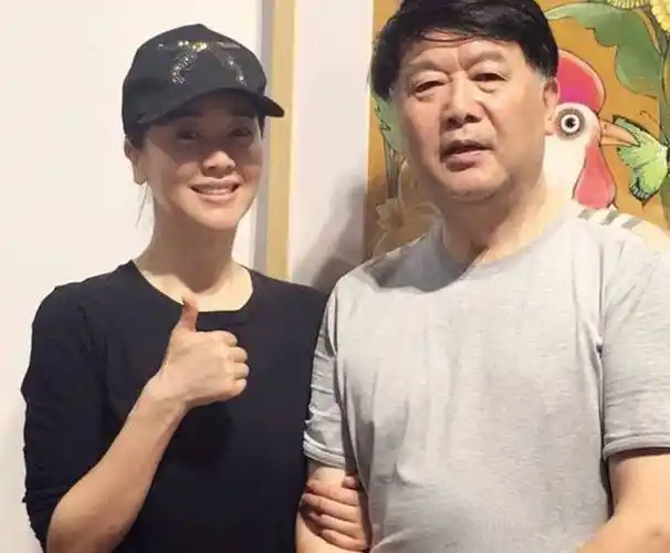 左小青出生于湖南省长沙市,毕业于北京电影学院,中国内地女演员.