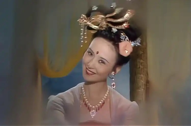 西游记嫦娥扮演者是谁?《西游记》中猪八戒与嫦娥的关系是什么?