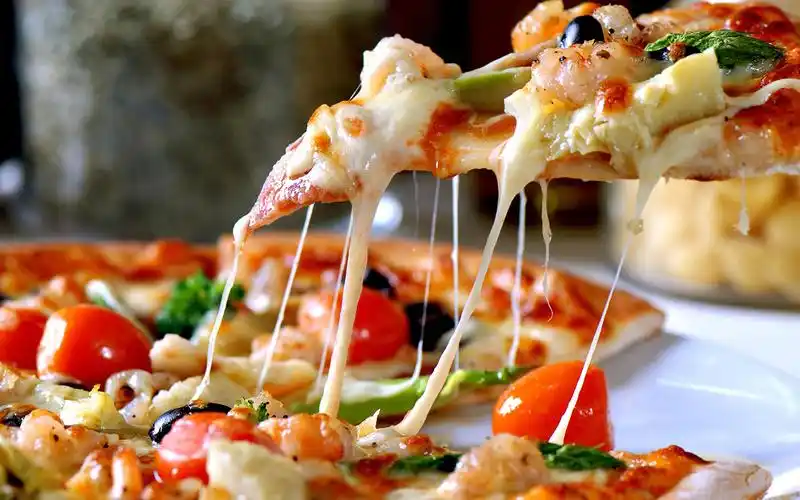 让人回味无穷美味的意式披萨高清图片