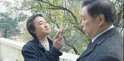 演员,擅长演猴戏,被称为"西北铁猴子",2001年,周猛在电视剧《插翅难逃