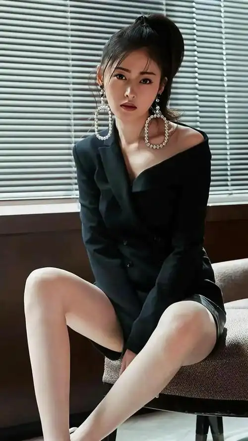 张天爱的时尚美照真是太漂亮了