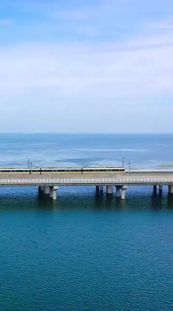 现实版千与千寻南京石臼湖水上列车