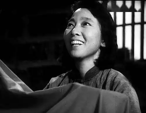 文化圈丨走过一世纪最经典的江姐谢幕