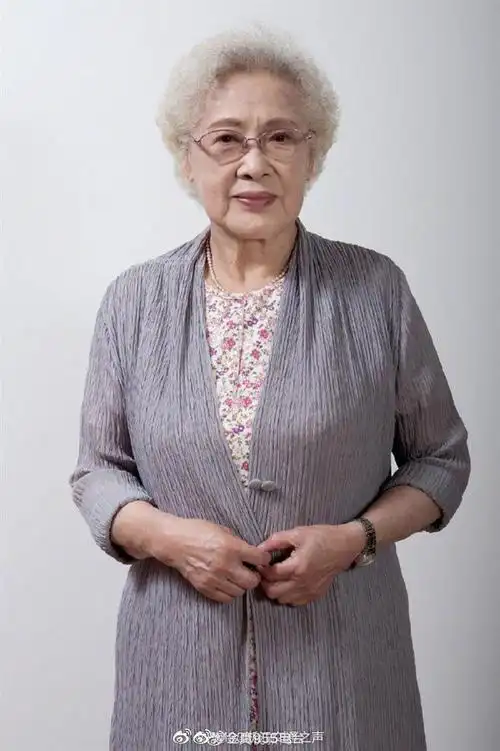 演员秦怡今晨去世享年100岁一路走好