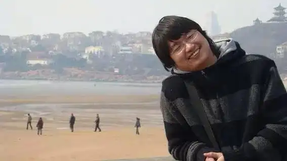 到底是怎样的5位姑娘,才能让李志写出如此痛彻心扉的情歌?