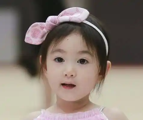 曹格女儿脸小又腿长_孩子_爸爸_明星