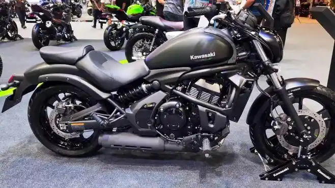 川崎小火神650复古巡航太子车,配abs,质感真不赖-汽车视频-搜狐视频