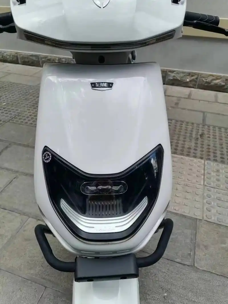 雅迪国标dt6高配|48伏24安 九成新,冠能版电动车,48伏24a雅迪锂电池