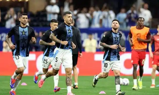 并且大部分球员来自南美地区联赛,与阿根廷相比确实存在一定差距