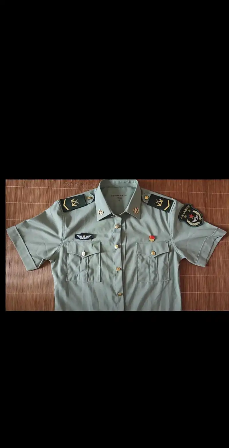 退役军人 #常服衬衫 今天换上它,说明离回家不远了🙈