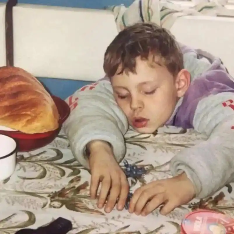 让人惊艳的ins风欧美头像:很浪漫的神仙句子