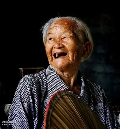 参赛作品-笑掉牙的故事