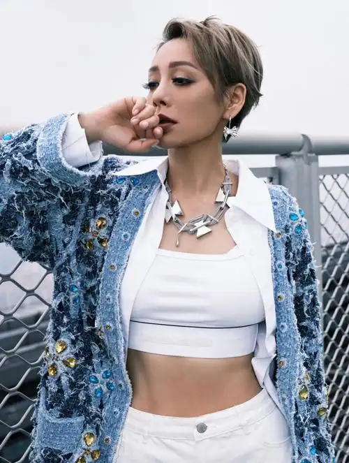 女生气质短发宁静短发好美啊中性风78