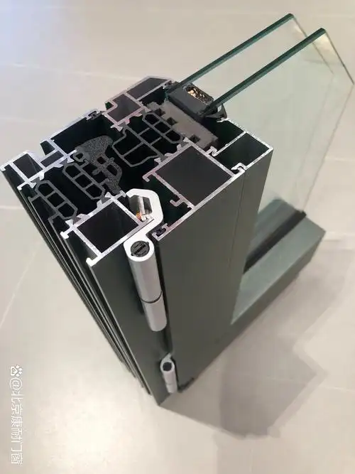 门窗横截面样角结构怎么看?下文教你学会选购断桥铝系统门窗