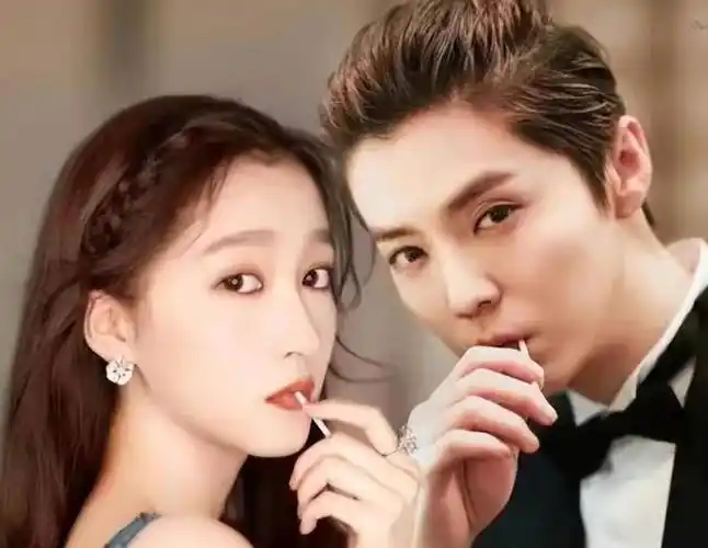 鹿晗关晓彤感情依旧稳定一起和好友们外出聚餐看着捂得很严实