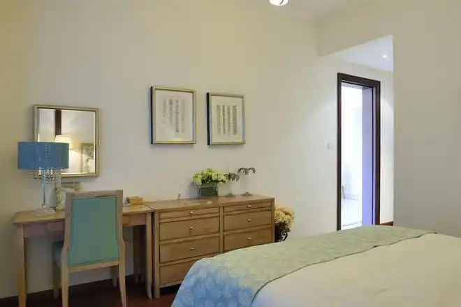 新装修的房子墙面使用乳白色墙漆很温馨舒适这样的感觉真好