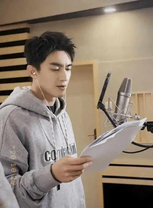 她是林更新最想挽回的一个前任,却在林更新开口前,和别人结了婚