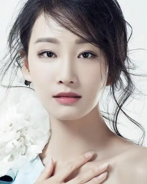 其它 521 美女演员一一于潼 写美篇国家/内地:中国内地 出生日期: 于