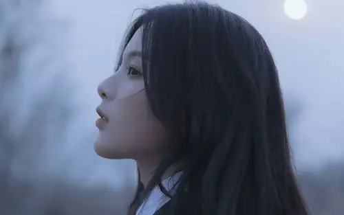 杨超越学院风清纯高清桌面壁纸