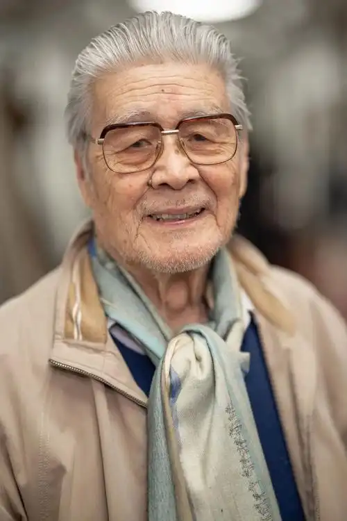 送别100秒回顾蓝天野95年艺术人生