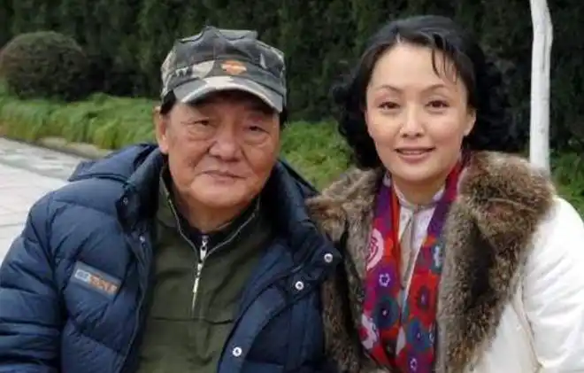 黄宗英传奇一生17岁结婚18天后丈夫身亡结4次婚养育7个儿女